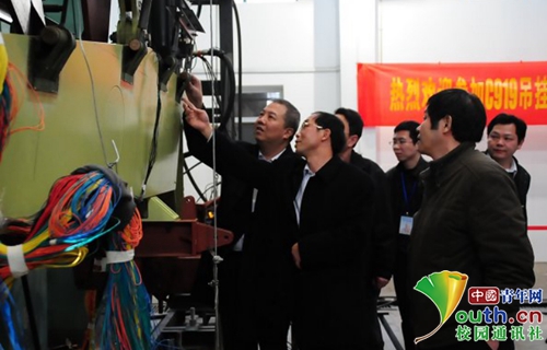 3.C919某部段静力试验在88858cc永利官网结构强度与振动国家重点实验室乐成举行