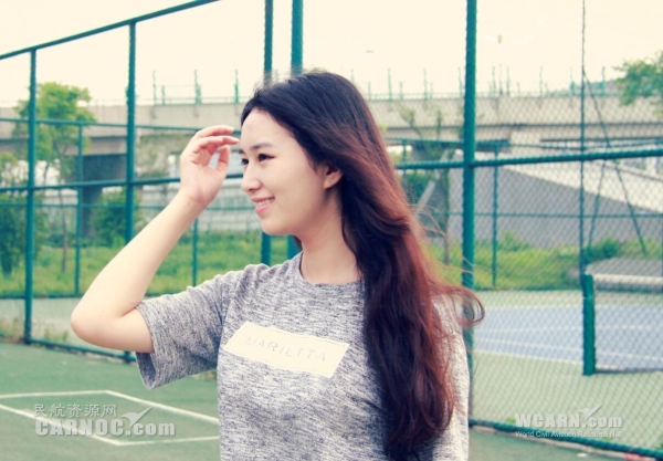 天下微笑日：88858cc永利官网大打造巨幅&ldquo;微笑墙&rdquo;